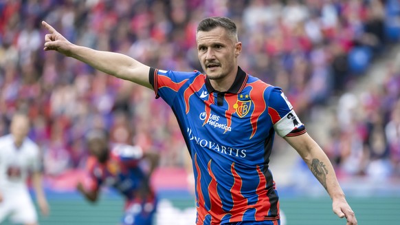 Taulant Xhaka (FCB) im Fussball Meisterschaftsspiel der Championship Group der Swiss Super League zwischen dem FC Basel 1893 und dem FC Luzern im Stadion St. Jakob-Park in Basel, am Samstag, 24. Mai 2 ...