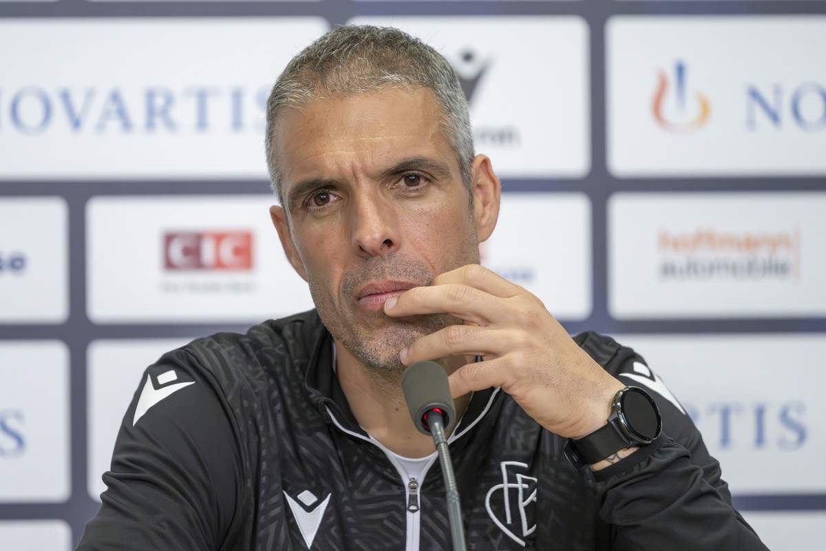 Cheftrainer Fabio Celestini an einer Pressekonferenz des FC Basel 1893 in Basel, am Donnerstag, 22. Mai 2025. (KEYSTONE/Georgios Kefalas)