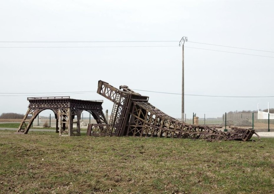 Weird France! Skurrile Gebäude und Strassenattraktionen in Frankreich. https://www.archive-arn.fr/
