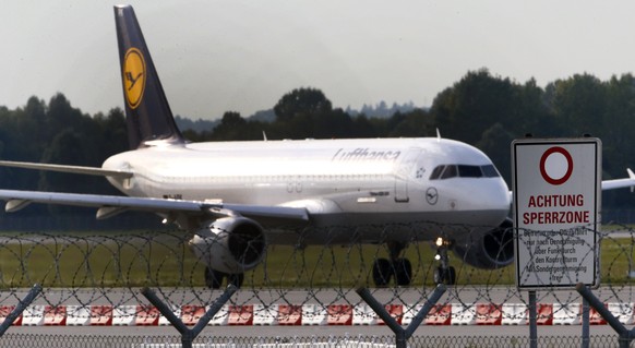 Bleiben während 15 Stunden am Boden: Langstrecken-Maschinen der Lufthansa (Archivbild).