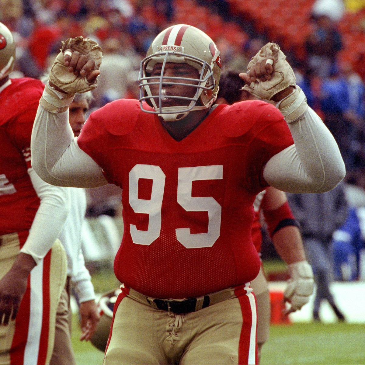 IMAGO / ZUMA Wire
November 25, 1990 - San Francisco, California, U.S - San Francisco 49ers vs Los Angles Rams at Candlestick Park Sunday, November 28, 1990. Rams beat 49ers 28-17. 49er nose tackle Mi ...