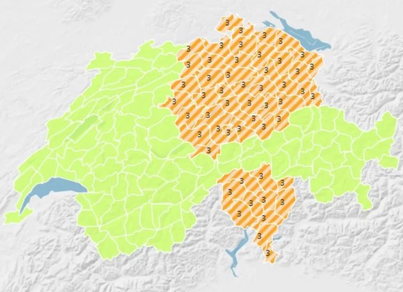 Am Sonntag warnt MeteoSchweiz in der Ost- und Südschweiz vor heftigen Gewittern. Am Samstag nur im Tessin und Südbünden.
