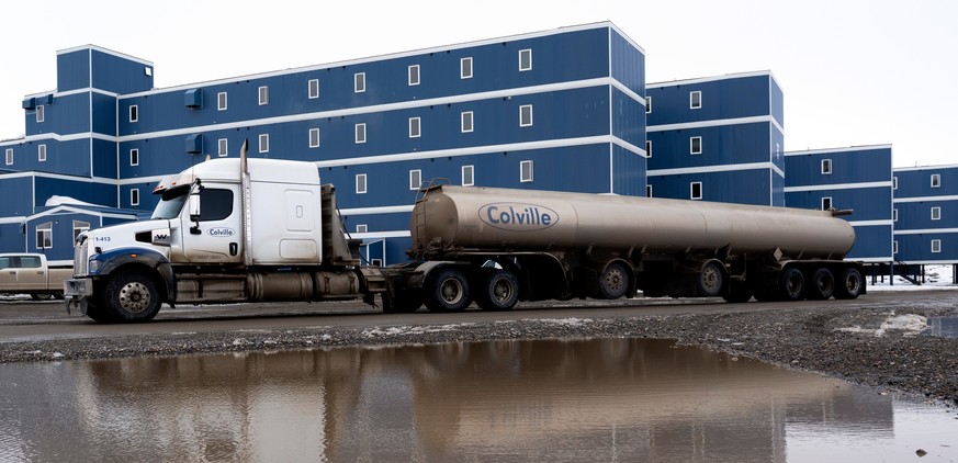 A Colville oil tank drives past Brooks Camp residence hall for industry workers on Monday, June 2, 2025, in Deadhorse, Alaska. (AP Photo/Jenny Kane)
Alaska Trump Energy Oil Field Tour