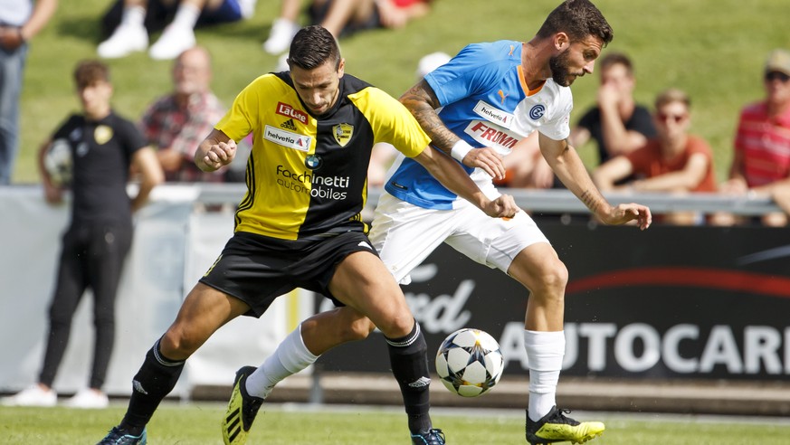 Stade Nyonnais&#039; defender Zlatko Hebib, left, fights for the ball with Grasshopper&#039;s forward Marco Djuricin, right, during the Swiss Cup Round of 32 between FC Stade Nyonnais and Grasshoppers ...