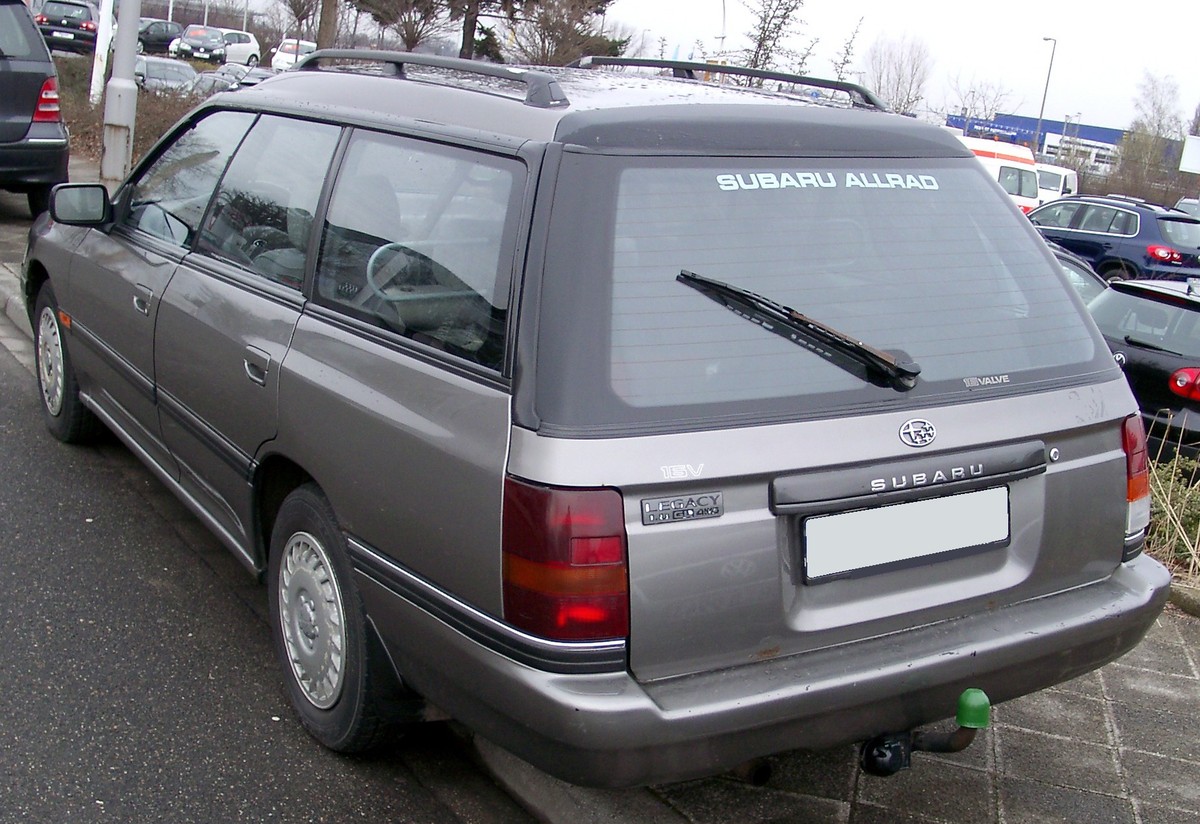 Subaru Legacy
https://commons.wikimedia.org/wiki/File:Subaru_Legacy_Station_rear_20080225.jpg