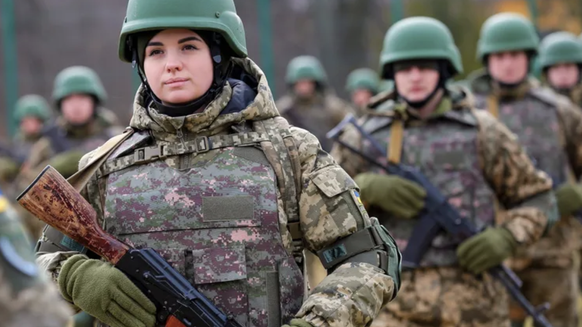 ukrainische frauen militär