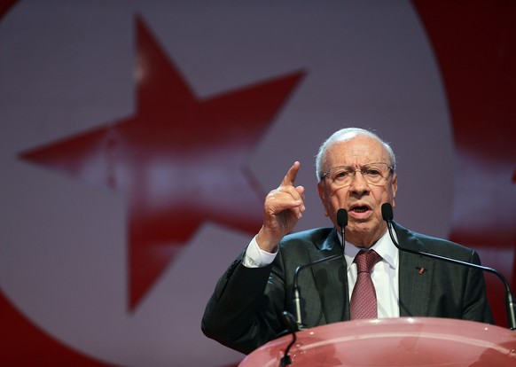 epa07739249 (FILE) - Nidaa Tounes (Call of Tunisia) presidential candidate Beji Caid Essebsi addresses supporters during a presidential electoral campaign rally in Baja northwest of Tunis, Tunisia, 17 ...