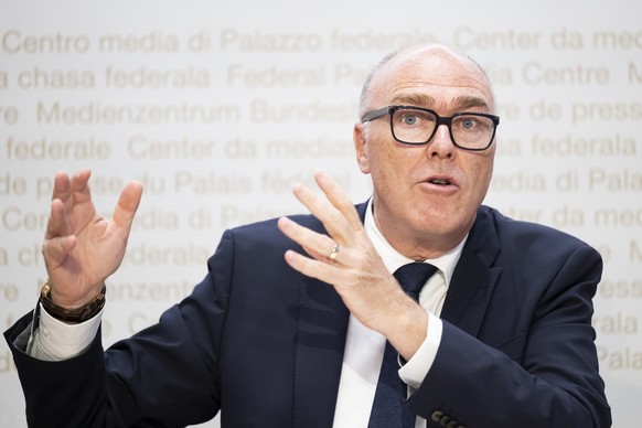 KEYPIX - Bundesrat Martin Pfister spricht an einer Medienkonferenz ueber das Thema &quot;Air2030: Aktuelle Herausforderungen und weiteres Vorgehen&quot;, am Mittwoch, 25. Juni 2025, im Medienzentrum B ...