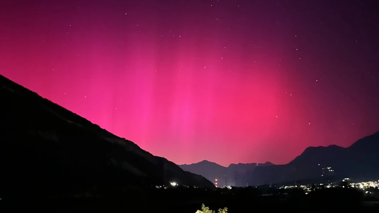 Polarlichter bei Chur.