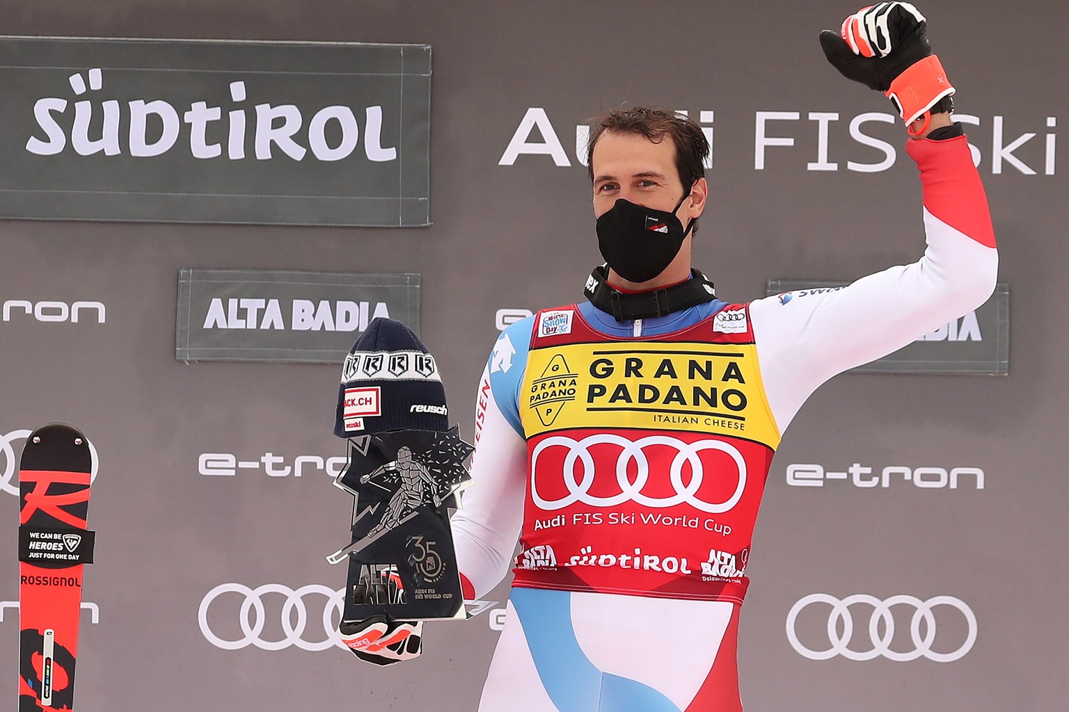 epa08897810 Winner Ramon Zenhaeusern of Switzerland celebrates on the podium for the Men&#039;s Slalom race at the FIS Alpine Skiing World Cup in Alta Badia, Italy, 21 December 2020. EPA/ANDREA SOLERO