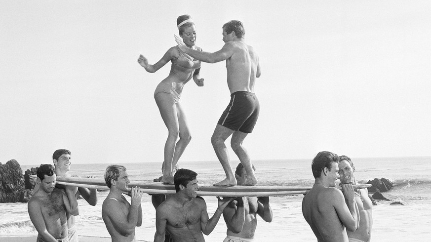 Zum Tod von Dick Dale: 28 Surf-Music-Tracks, um die Beach Party weiter laufen zu lassen