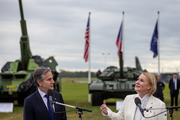 epa11378956 US Secretary of State Antony Blinken (L) and Czech Defence Minister Jana Cernochova (R) speak to the media, with presentation of military equipment and other assistance provided by the Cze ...