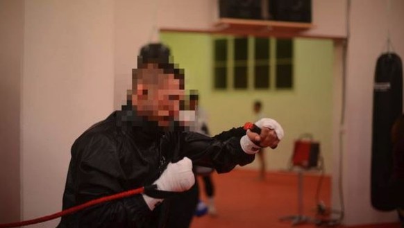 Der Angeklagte erlangte als Kickboxer eine gewisse Berühmtheit.