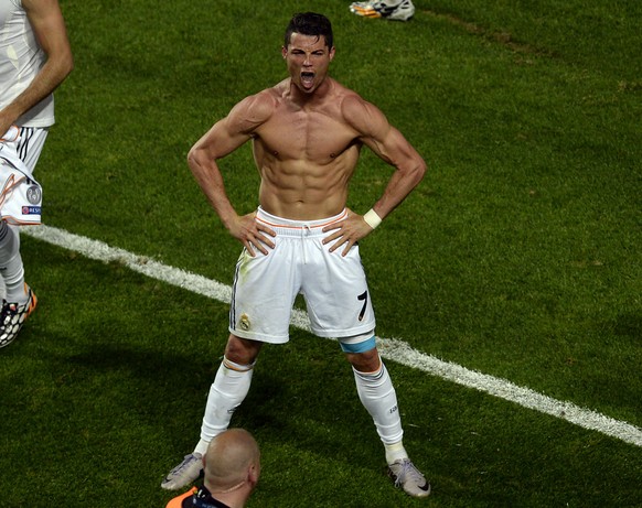 Real&#039;s Cristiano Ronaldo celebrates after scoring during the Champions League final soccer match between Atletico Madrid and Real Madrid in Lisbon, Portugal, Saturday, May 24, 2014. (AP Photo/Pau ...