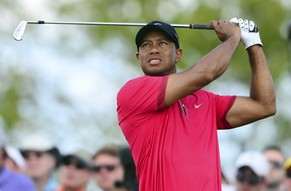 Tiger Woods muss Forfait geben.