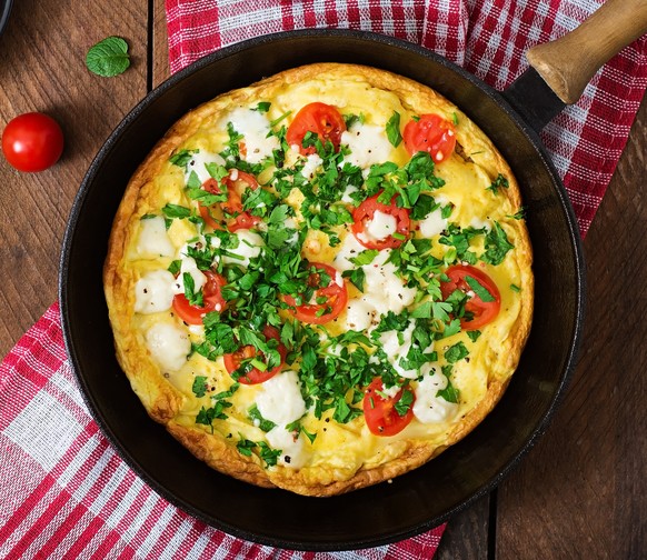 feta tomaten peterli petersilie prezzemolo omelette eier zmorge frühstück