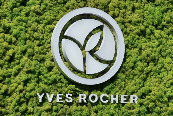 Mit Naturkosmetik ist Yves Rocher gross geworden, doch die wachsende Konkurrenz zwang den französischen Konzern zum Rückzug.