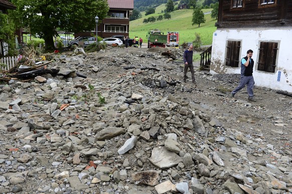 epa04789455 Storm damge in Dierikon LU, Switzerland, on 08 June 2015 after bad weather hiy the area. A 32 year old womand and her five year old daughter drownedin the floods that accompanied the storms on the evening of 07 June 2015.  EPA/URS FLUEELER