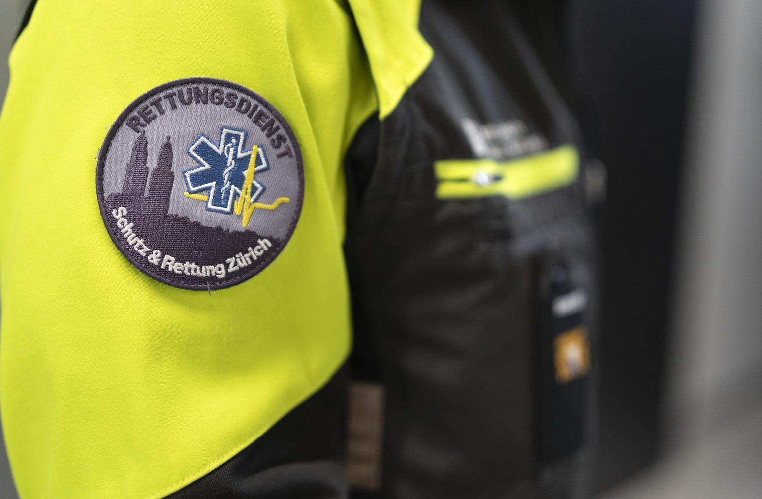 Badeunfall in Opfikon: 7-Jähriger bewusstlos aus Becken geho