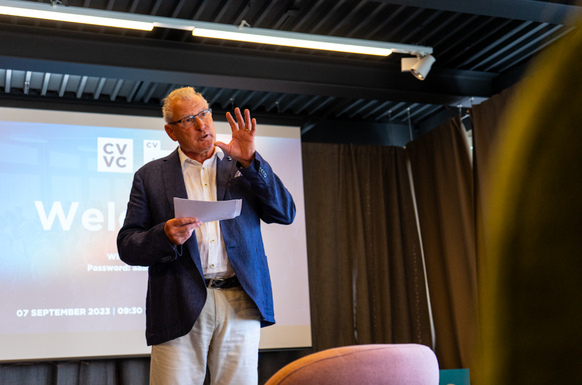 Heinz Tännler am Jubiläumsevent des Crypto Valleys