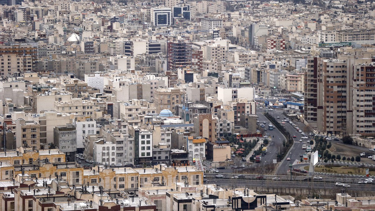 A view of the city of Teheran, Iran, Sunday, February 28, 2016. Swiss President Johann N. Schneider-Ammann attends a three-day-visit to Iran, accompanied by an economic and scientific delegation. (KEY ...