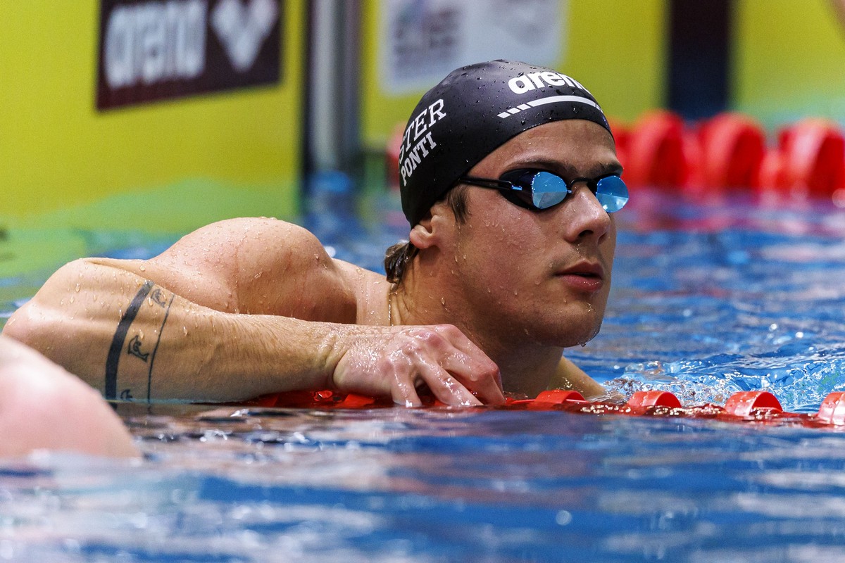 Noe Ponti vom SC Uster reagiert nach seinem Sieg im Final ueber 100m Freistil an den Schweizermeisterschaften im Schwimmen am Freitag, 4. April 2025, in der CAMPUS SUR�SEE Spor�ta�re�na in Oberkirch.  ...