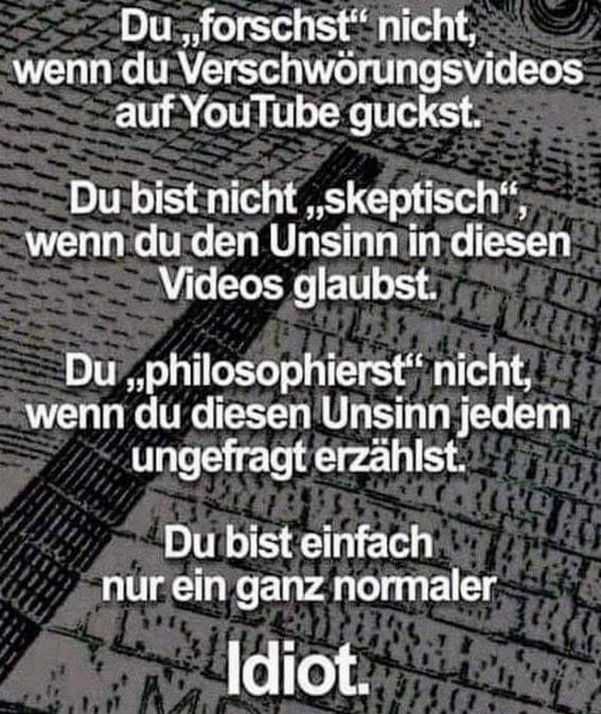 Meme zu Verschwörungstheoretikern bei YouTube