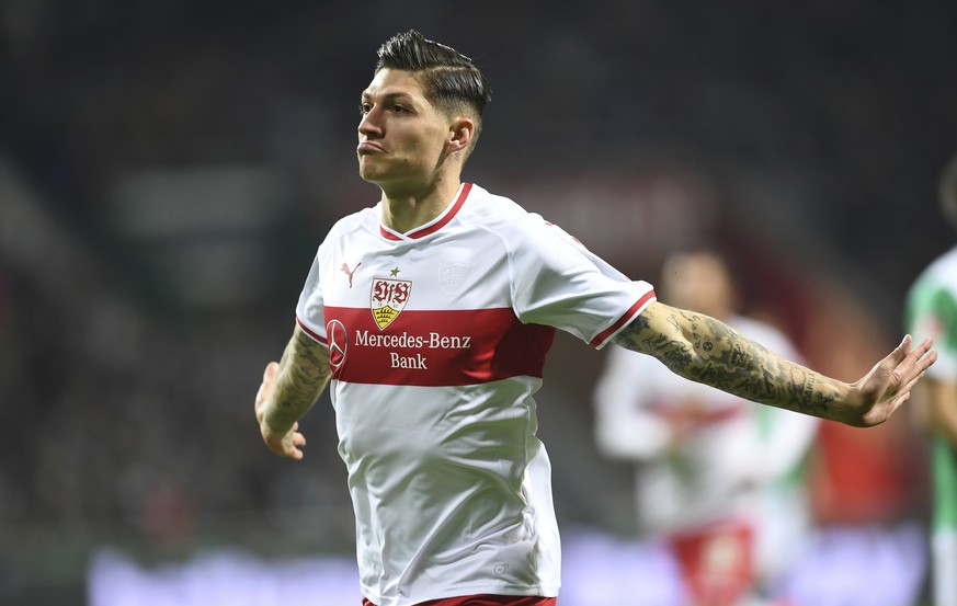 Stuttgart&#039;s Steven Zuber celebrates after scoring his side&#039;s first goal of the game during the German Bundesliga soccer match between Werder Bremen and VfB Stuttgart in Bremen, Germany, Frid ...