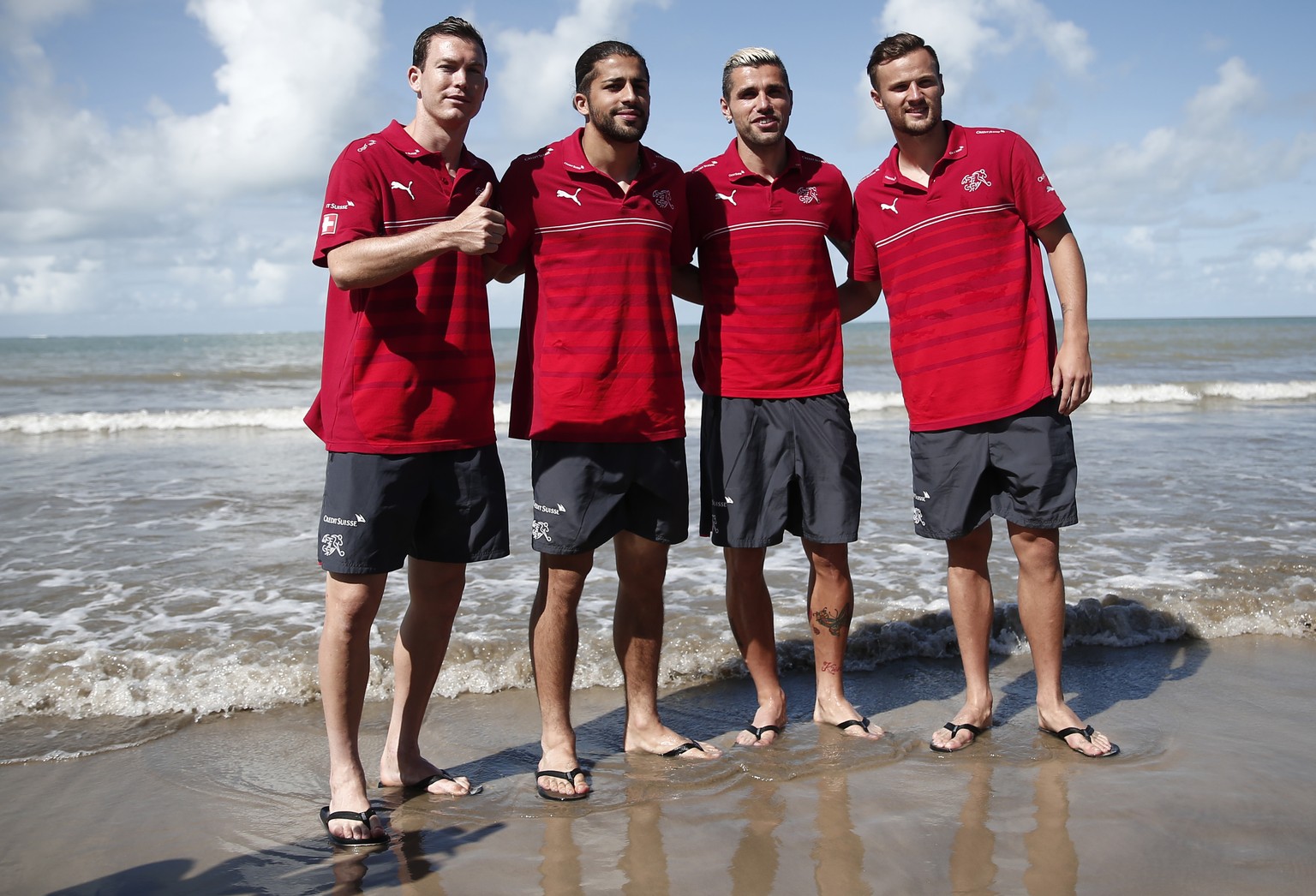 Weiter so: Stephan Lichtsteiner, Ricardo Rodriguez, Valon Behrami und Haris Seferovic bei einem Medientermin der Nati am Dienstag.