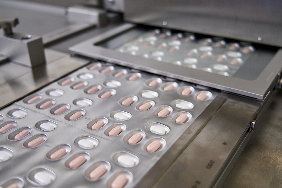 FILE - This undated image provided by Pfizer in November 2021 shows the company's COVID-19 pills. On Tuesday, Dec. 14, 2021, Pfizer said that its experimental COVID-19 pill is effective against t ...