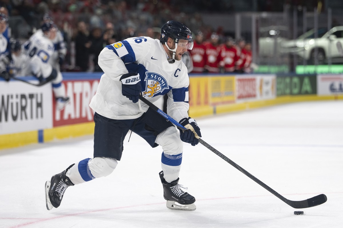 epa13005779 Finland's Aleksander Barkov in action during the 2026 IIHF Men's Ice Hockey World Championship semi-final game between Canada and Finland in Zurich, Switzerland, 30 May 2026. EPA ...