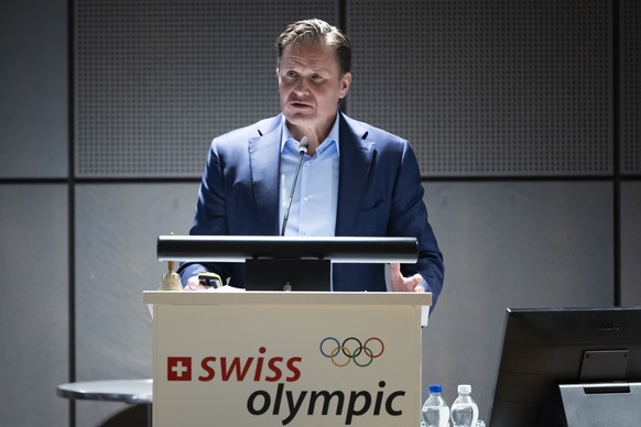 Urs Lehmann, Praesident Swiss-Ski, spricht bei der 27. Versammlung des Sportparlaments von Swiss Olympic, am Freitag, 24. November 2023, im Haus des Sports in Ittigen. (KEYSTONE/Peter Klaunzer)