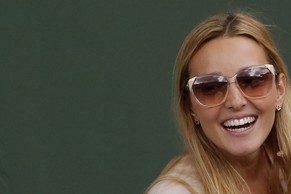 Des «Djokers» smarte Freundin&nbsp;Jelena Ristic wird bald ein Kind gebären.