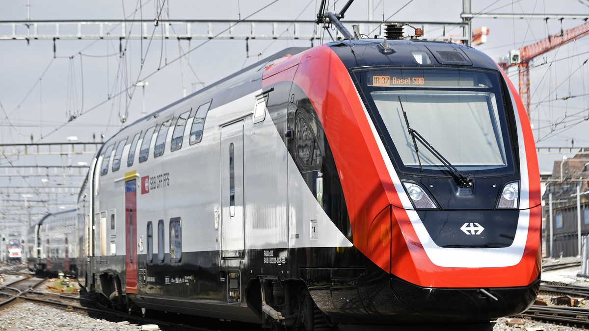 SBB-testen-umgebauten-Sch-ttelzug-FV-Dosto-auf-Schweizer-Schienen