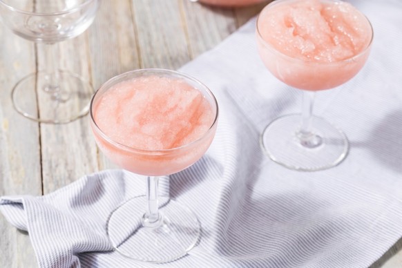 Frosé Cocktail - frozen Rosé Wine cocktail.