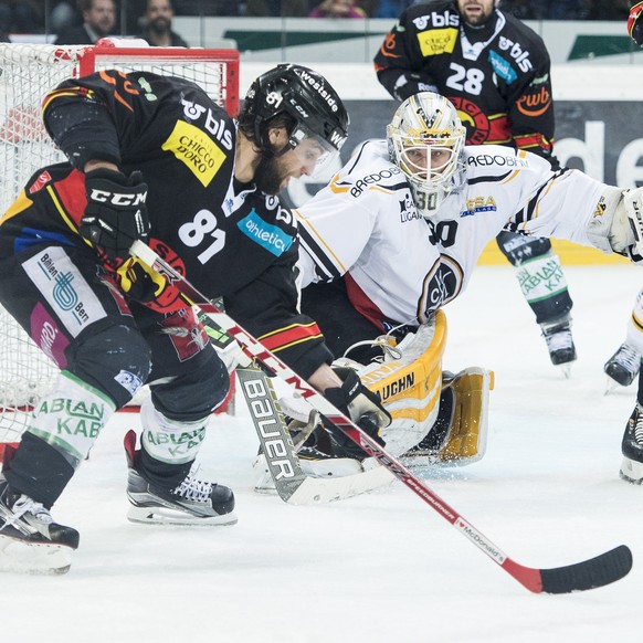 Schenken sich nichts: Bern führt im Playoff-Final gegen Lugano mit 2:1 Siegen.