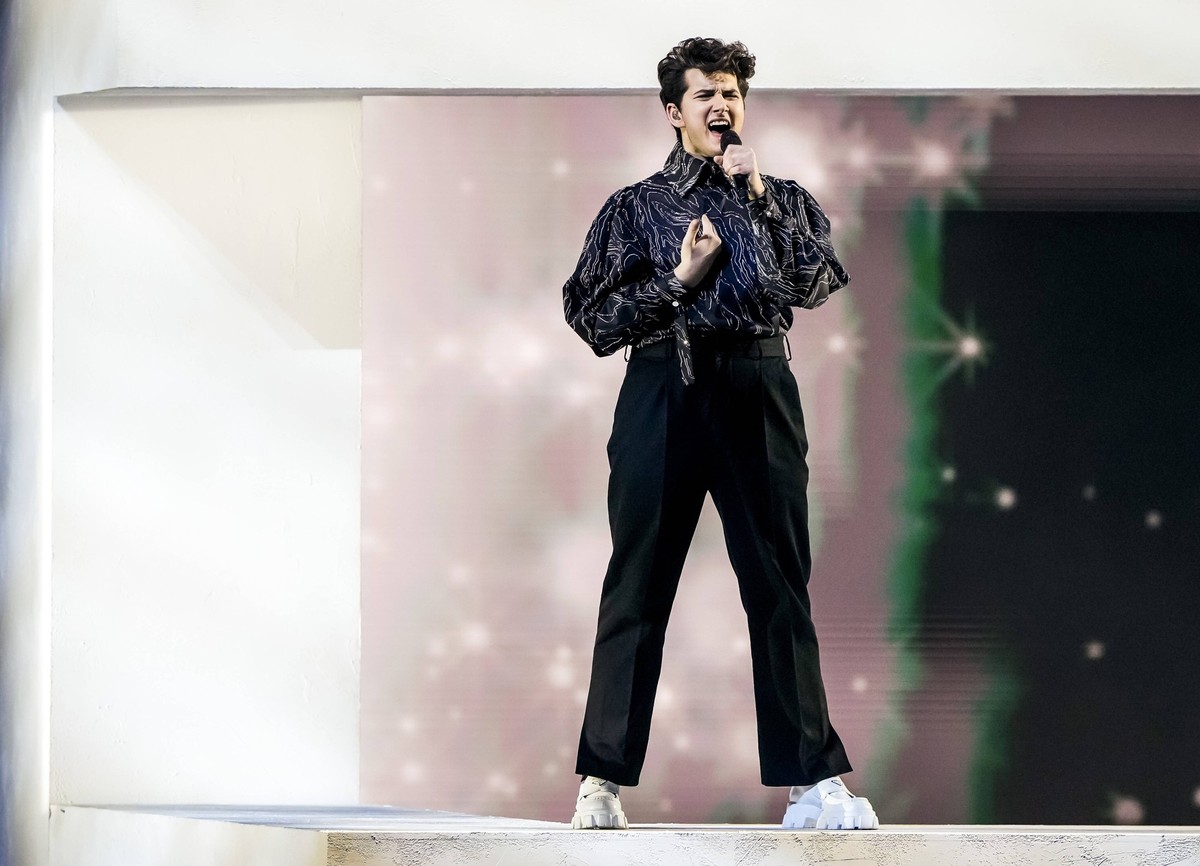 ROTTERDAM - Gjons Tears from Switzerland with the song Tout l Univers during the final of the Eurovision Song Contest 2021. The song festival is organized in the Netherlands and takes place in an adap ...