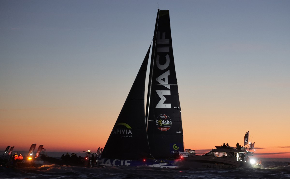 epa11823083 French skipper Charlie Dalin, who sailed his Macif Sante Prevoyance in the 2024/2025 of the Vendee Globe round-the-world solo sailing race, in action before crossing the finish line and wi ...
