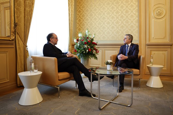 epa11295525 Swiss Foreign Minister Ignazio Cassis (R) meets with Austria&#039;s Foreign Minister Alexander Schallenberg during the latter&#039;s visit in Bern, Switzerland, 23 April 2024. EPA/PETER KL ...