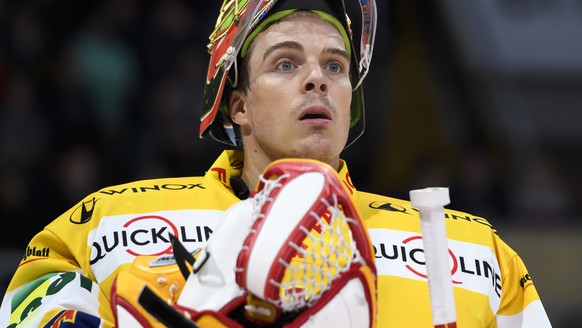 Biels Goalie Jonas Hiller, fotografiert beim Eishockey Meisterschaftsspiel der National League A zwischen den HC Fribourg Gotteron und dem EHC Biel, am Freitag, 11. Oktober 2019, in der BCF Arena in F ...