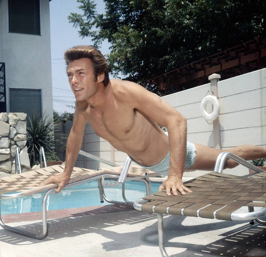 Clint Eastwood, 1959. ph: Fred Swartz/TV Guide/courtesy Everett Collection Ref:P2DCLEA EC003 PUBLICATIONxINxGERxSUIxAUTxONLY Copyright: xx P2DCLEA EC003