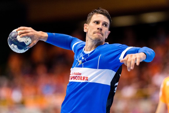 HC Kriens-Luzerns Andy Schmid im Handball Playoff Final Spiel 3 in der Swiss Handball League zwischen dem HC Kriens-Luzern und den Kadetten Schaffhausen am Sonntag, 4. Juni 2023 in der Stadthalle Surs ...
