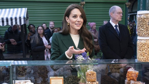 . 31/01/2023. Leeds , United Kingdom. Kate Middleton, the Princess of Wales, during a visit to Kirkgate Market in Leeds, United Kingdom, after launching her importance of early childhood campaign. PUB ...