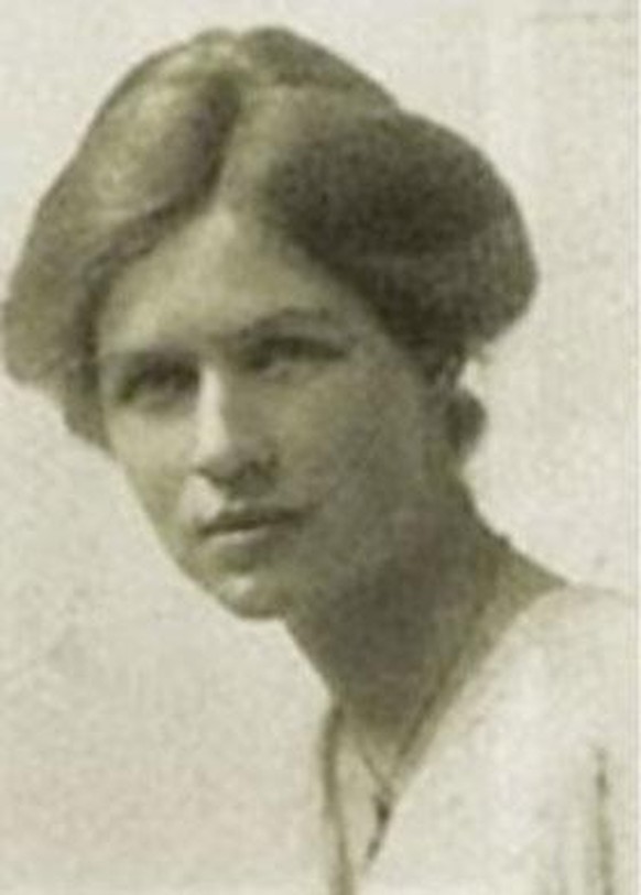 Porträt von Isabelle Eberhardt, um 1900.
https://commons.wikimedia.org/wiki/File:Isabelle-eberhardt-portrait-3.jpg