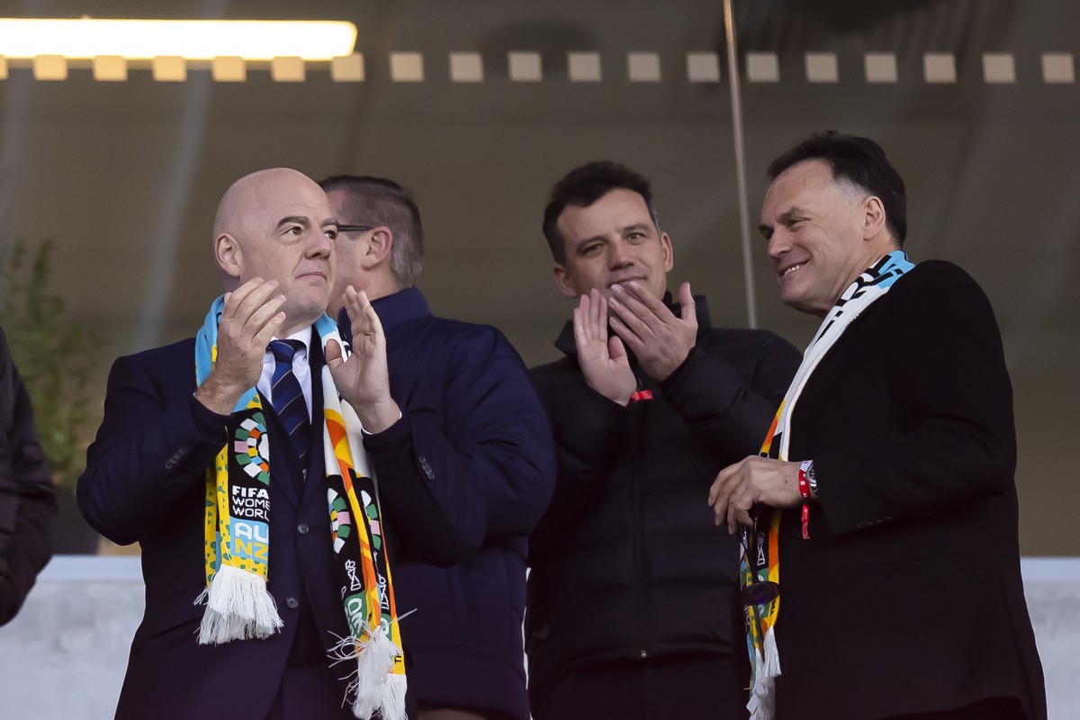 epa10759553 FIFA president Gianni Infantino (L) during the FIFA Women's World Cup 2023 soccer match between Switzerland and Philippines at the Dunedin stadium in Dunedin, New Zealand, 21 July 202 ...