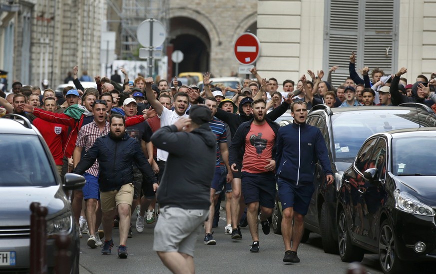 Englische Fans am 15. Juni in Lille.