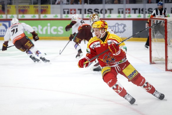 PostFinance Top Scorer Toni Rajala (EHCB) im Eishockey Meisterschaftsspiel der National League zwischen dem EHC Biel und Geneve-Servette HC, am Freitag, 14. Februar 2025, in der Tissot Arena in Biel.  ...