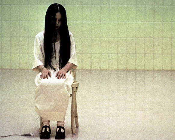 Daveigh Chase Characters: Samara Morgan Film: The Ring USA/JP 2002 Director: Gore Verbinski 02 October 2002 PUBLICATIONxINxGERxSUIxAUTxONLY Copyright: MaryxEvansxAFxArchivexDreamworks 12632906 editori ...