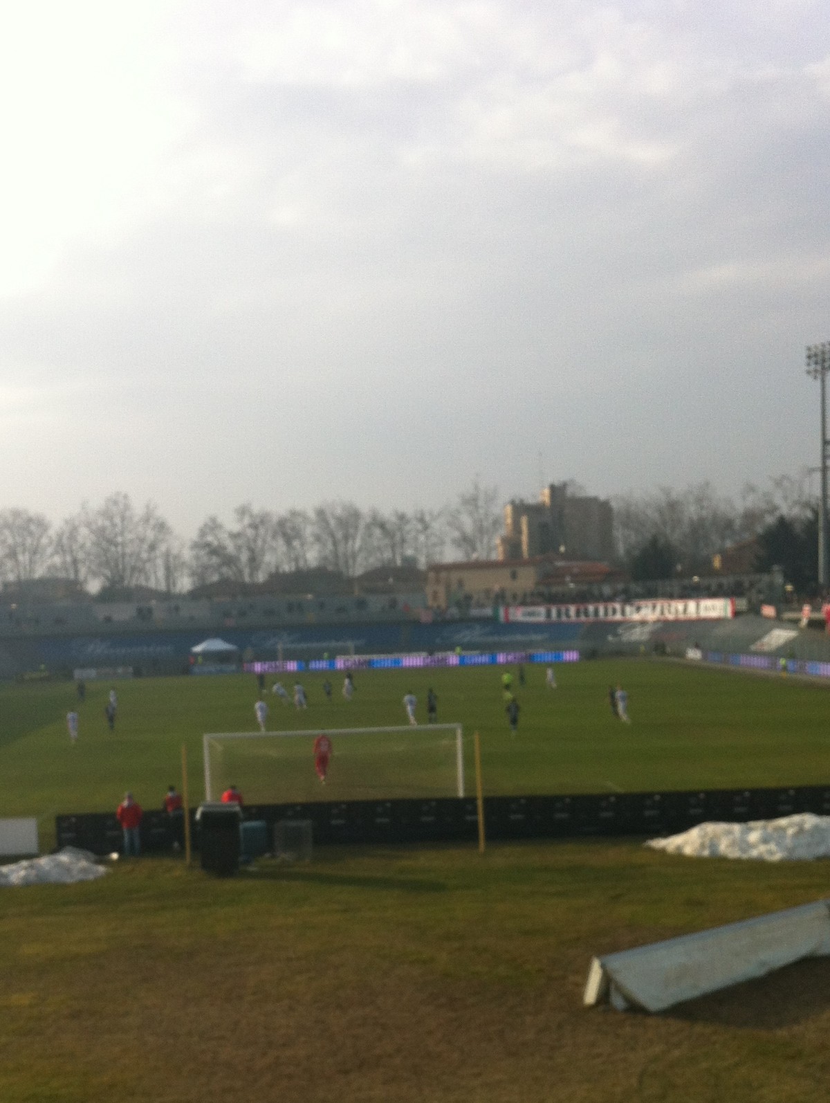 Carpi spielt im Stadio Sandro Cabassi, das Platz für 4164 Fans hat.