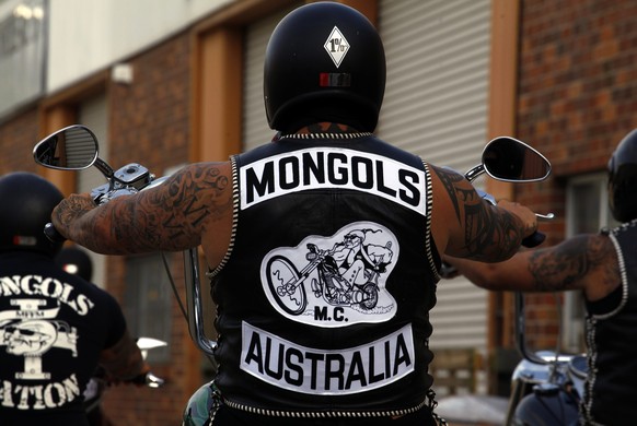 Motorradmarsch eines australischen Charters der Mongols.